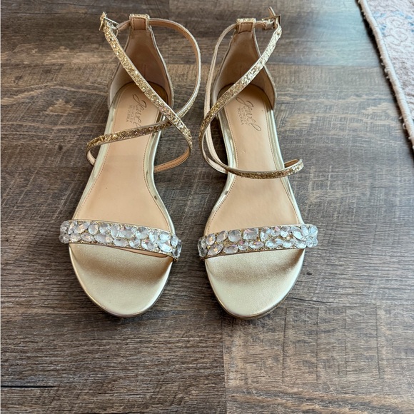 Jewel Badgley Mischka Gold Embellished Flat sandals - Picture 2 of 5